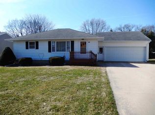 809 SW 4th St, Sumner, IA 50674