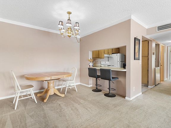 4th image of 1110 Green Pine Boulevard #B2