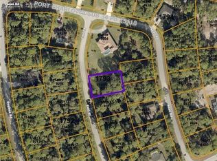 Emil St, North port, FL 34288