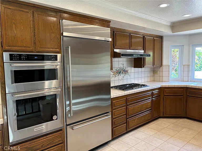 18886 Mount Walton Cir — Photo 12