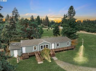 15119 S Maple Hill Dr, Molalla, OR 97038