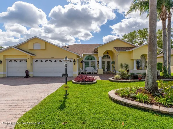 2048 Sparkling Waters Way, Spring Hill, FL 34606