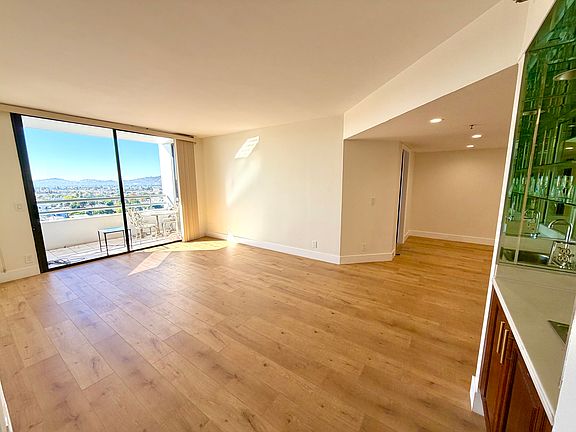 2nd image of 343 Pioneer Dr #1503E