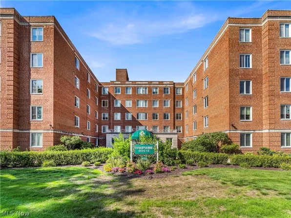 19425 Van Aken Blvd APT 207, Shaker Heights, OH 44122