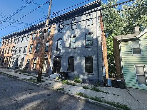 188 Chambers St #1 Photo 1