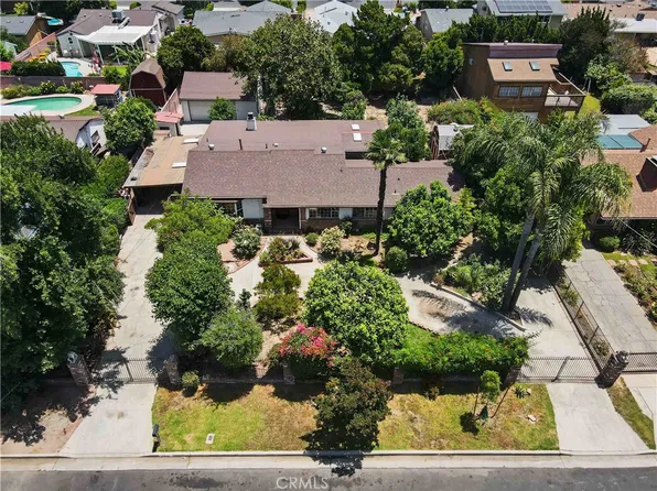 7540 Enfield Ave, Reseda, CA 91335