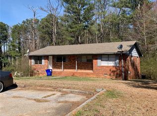 25 Fox Hall Dr, Douglasville, GA 30135