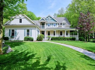 1103 Timberline Dr, West Bend, WI 53095