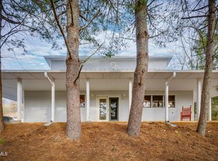 190 Wilson Ave, Elizabethton, TN 37643