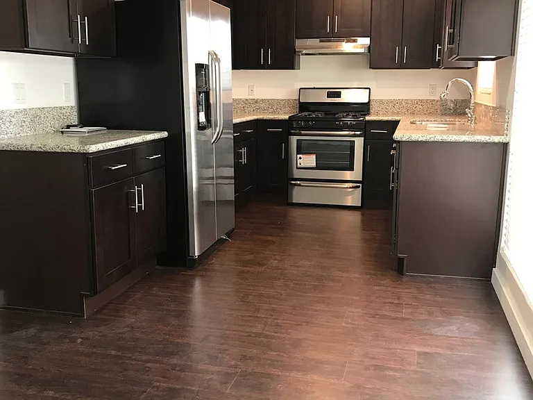 1417 N Curson Ave — Photo 3