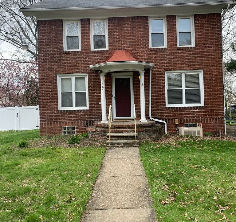 1st image of 684 Noah Ave