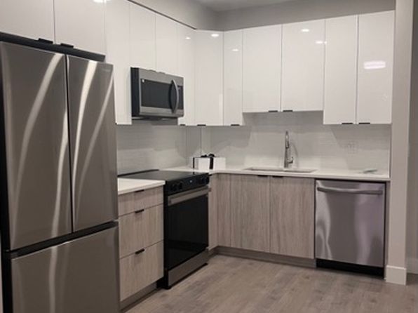 1 bedroom rental in Surrey — photo 2
