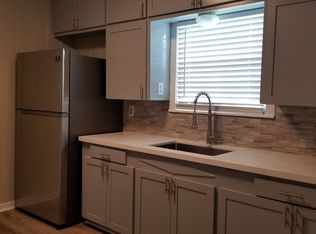 721 Eleanor St, La Marque, TX 77568