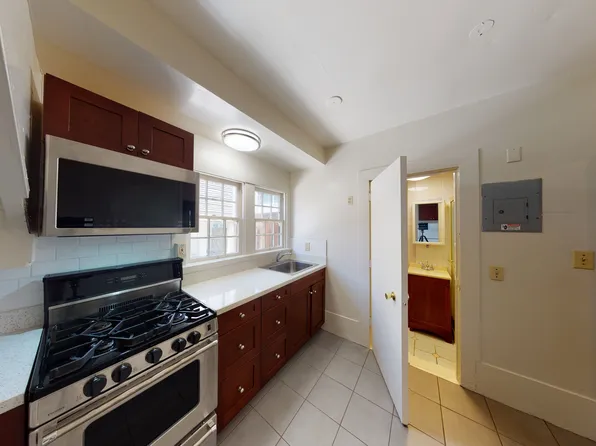 2549-2555 Benvenue Ave., 2549-2555 Benvenue Ave #2555-B, Berkeley, CA 94704