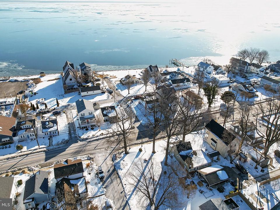 1st image of 8314 Bayside Rd