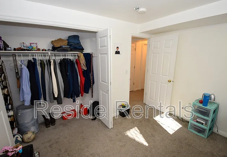 686 1/2 Darwin Ave #3 — Photo 12