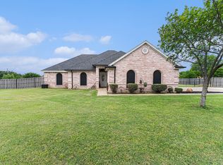 303 Valley View Ct, Rio Vista, TX 76093