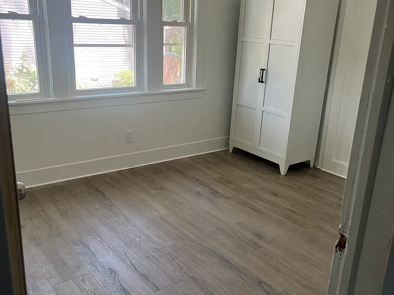 251 Maple Ave #A — Photo 7
