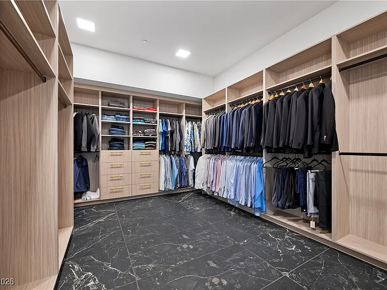 577 Overlook Rim Dr — Photo 22