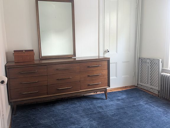 4th image of 13 Hammond St APT 1