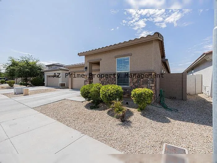 2841 W Apollo Rd — Photo 3