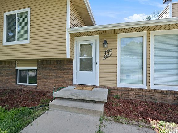 4th image of 435 E Campus St