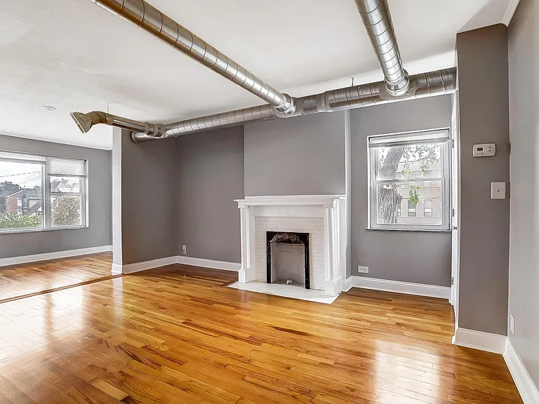 646 Park Ave #2 — Photo 2