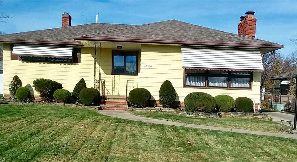 1st image of 10910 Sharon Dr