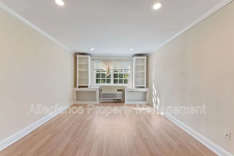 1 bed, 1.0 bath, 610 sqft, $1,850 — Photo 2