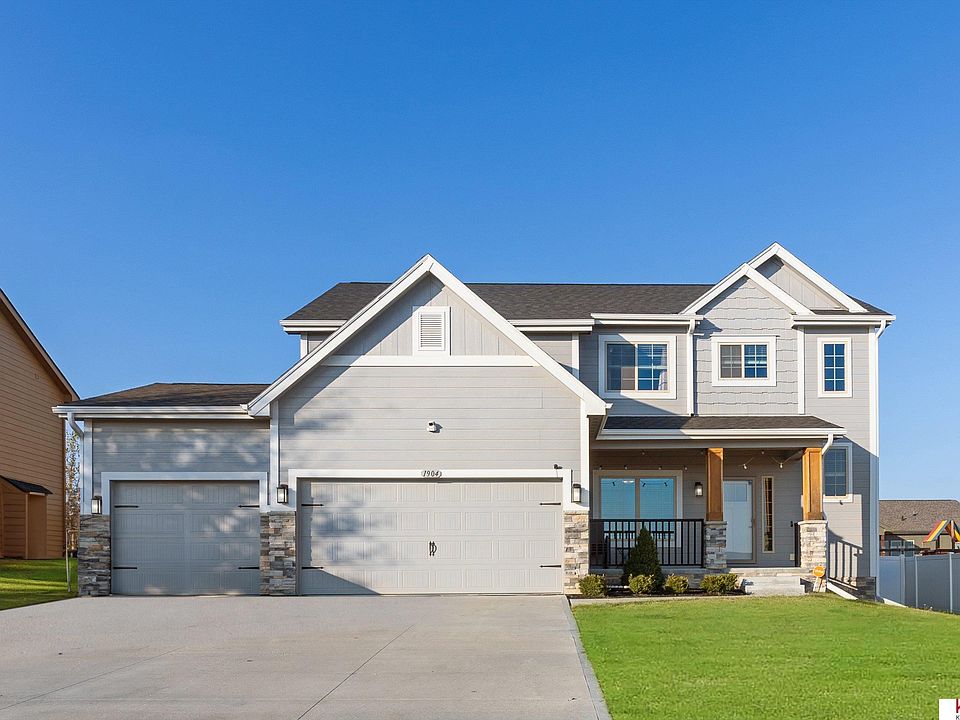 1st image of 1904 Turtle Dove Dr