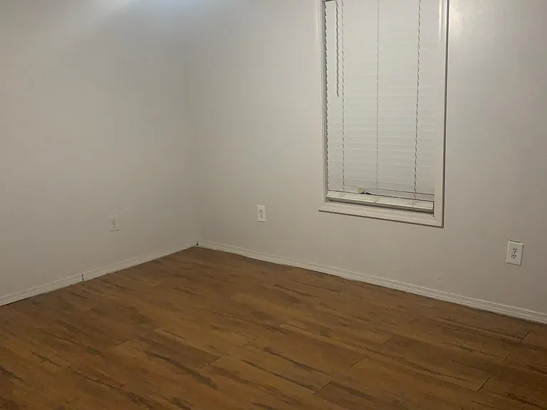 502 Hazel Ave — Photo 13