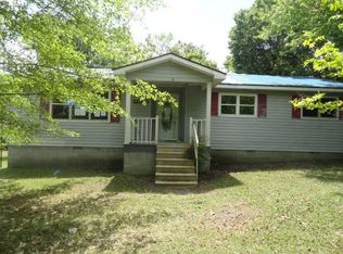 22060 Bunch Rd, Laurel Hill, NC 28351