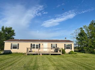 804 N 200th St, Vandalia, IL 62471