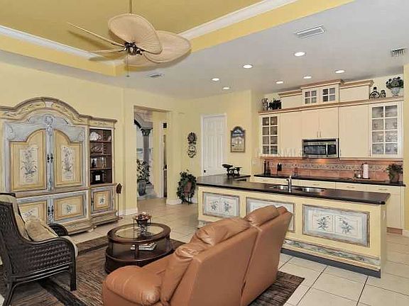 3rd image of 375 Dolphin Shores Cir