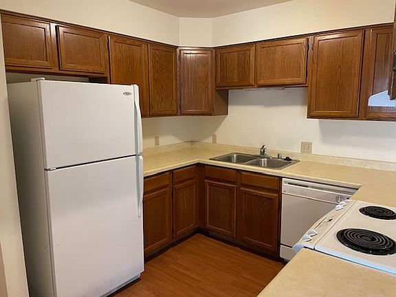 4th image of 1156 Lowell Dr #1168