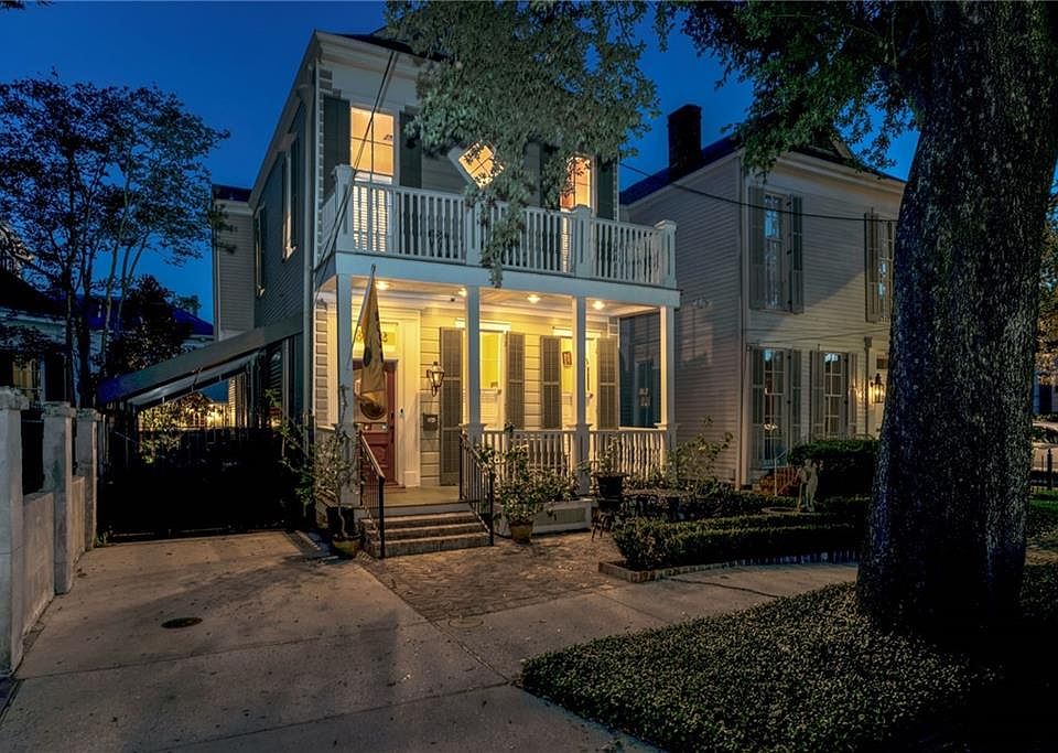 3612 Camp St, New Orleans, LA 70115 Zillow
