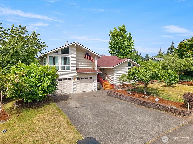 3rd image of 7237 Ridgemont Drive SE