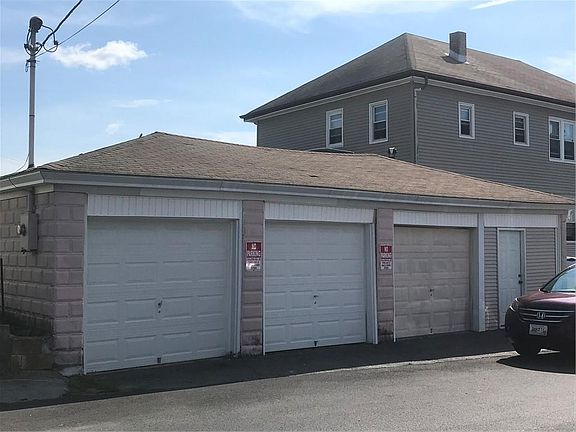 4th image of 1255 Plainfield St