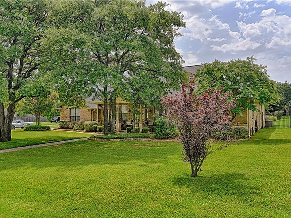 2nd image of 3432 Wild Oaks Ct