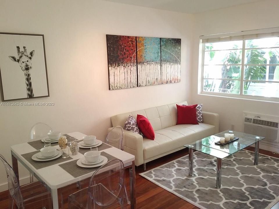 1st image of 1235 Euclid Ave APT 11