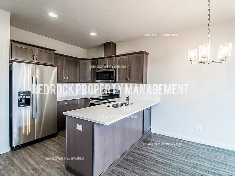 201 S Woodlawn Ln #1 — Photo 18