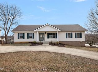 513 Crystal Springs Cir, Gray, TN 37615