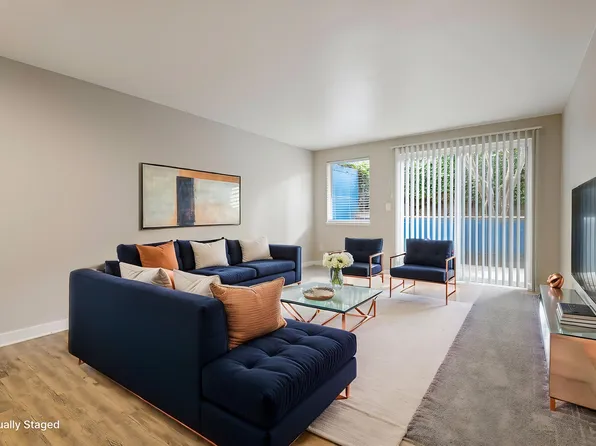 Alcove Apartment