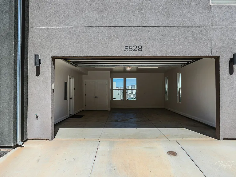 5528 S Ochre Ln — Photo 26