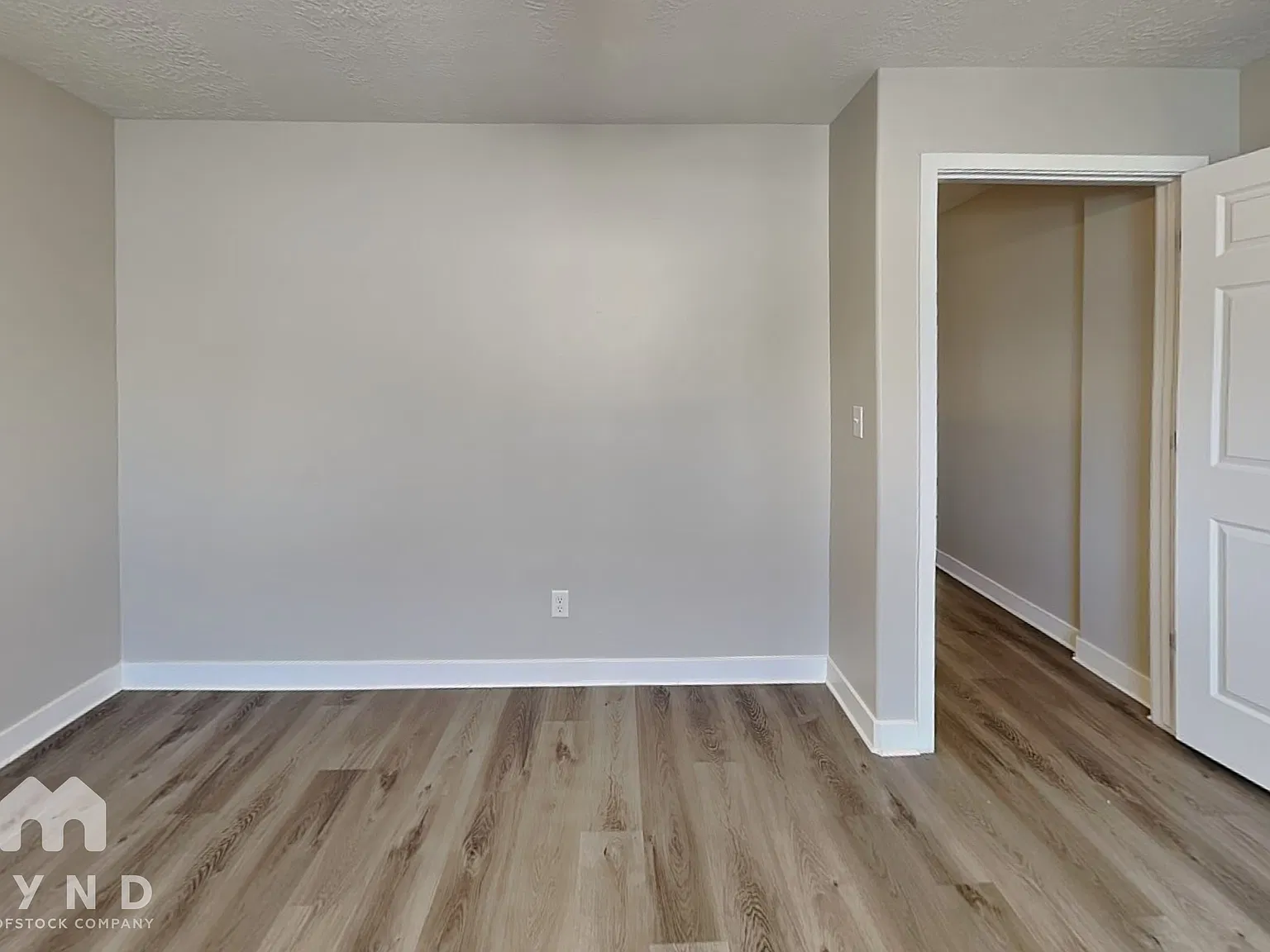 3 bed, 2.5 bath, 1740 sqft, $2,425 — Photo 4