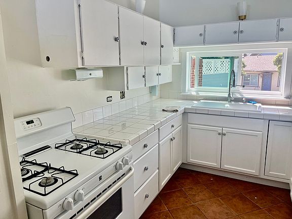 3rd image of 1503 Ocean Ave #A