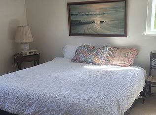 117 Loop Dr, Sayville, NY 11782