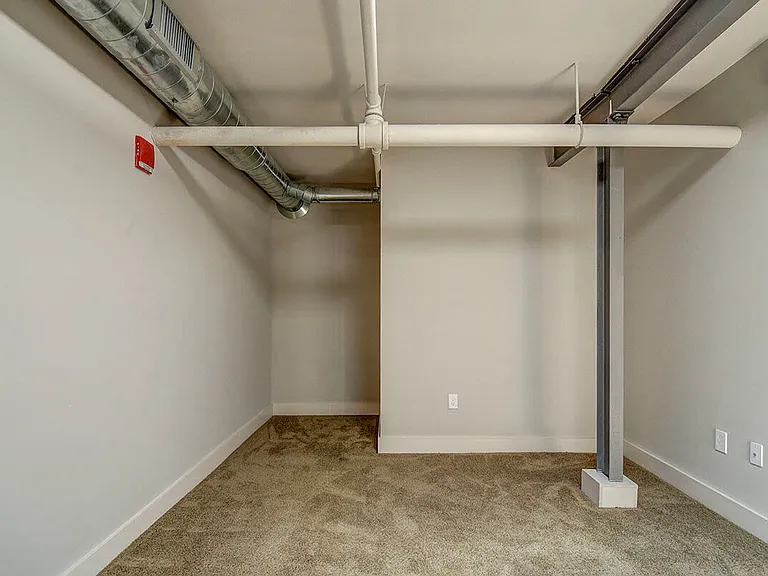 1025 Market St — Photo 12