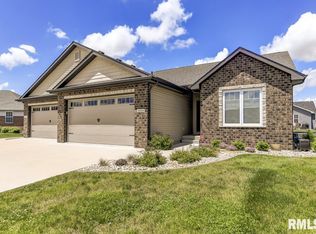 4829 Chestnut Dr, Springfield, IL 62711