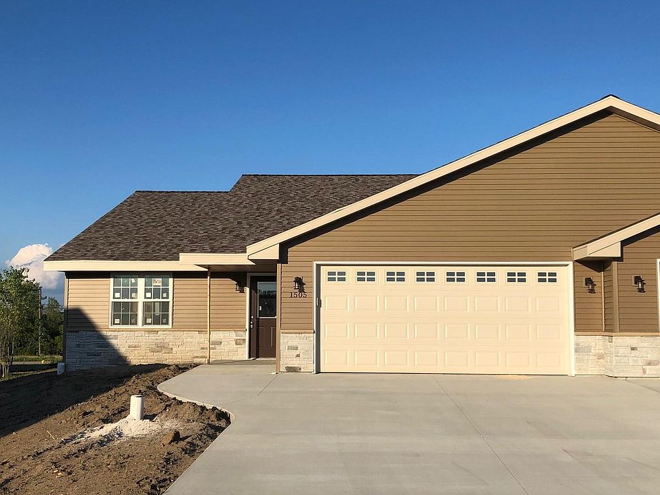 2nd image of 1521 Lena Ln